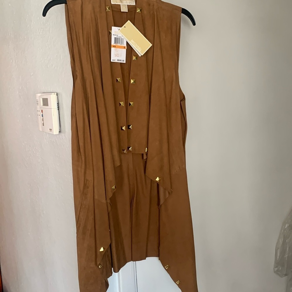 NWT Michael Kors Carmelsuede vest with gold studs simply Stunning!!!! Size S